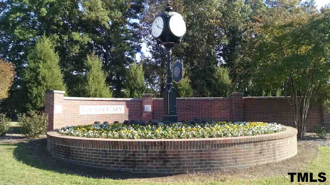 1224 Kingston Ridge Road Cary, NC 27511 - Photo 23 of 24 Moments to Crossroads, Cary Town Center. Hundreds of nearby shops, restaurants, and amenities. Walk to park, greenway.