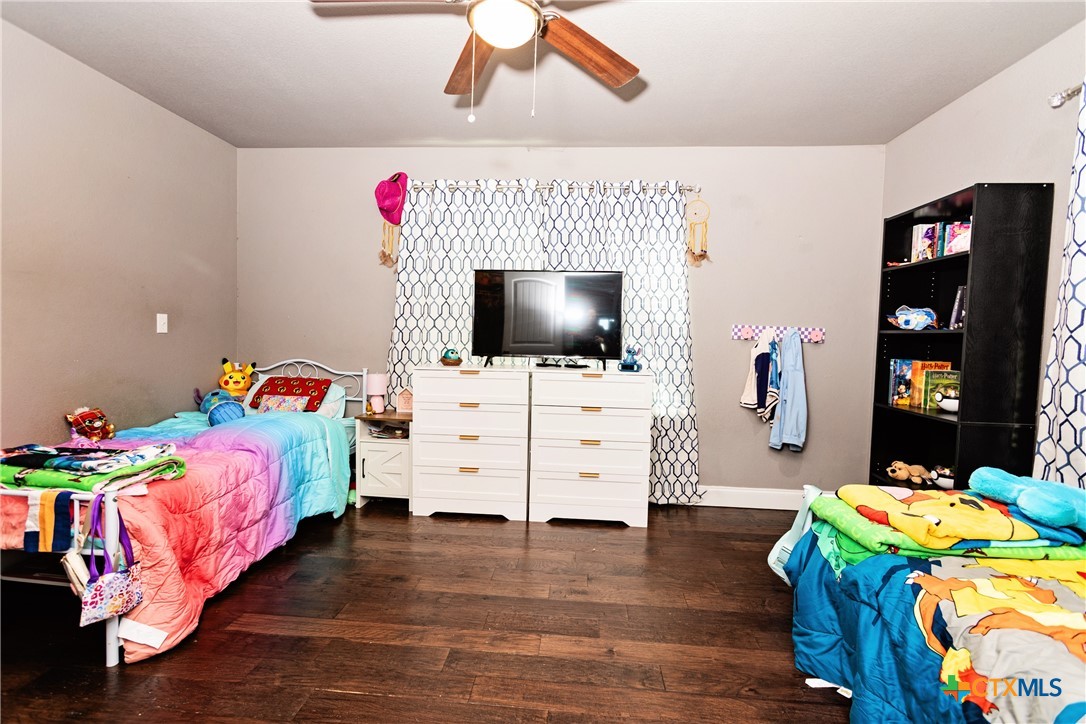 703 E Avenue North Temple, TX 76504 - Photo 13 of 33