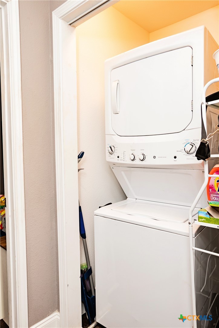 703 E Avenue North Temple, TX 76504 - Photo 16 of 33