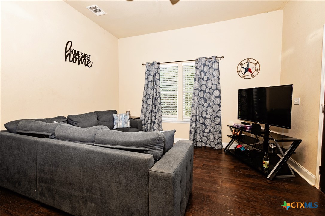 703 E Avenue North Temple, TX 76504 - Photo 20 of 33