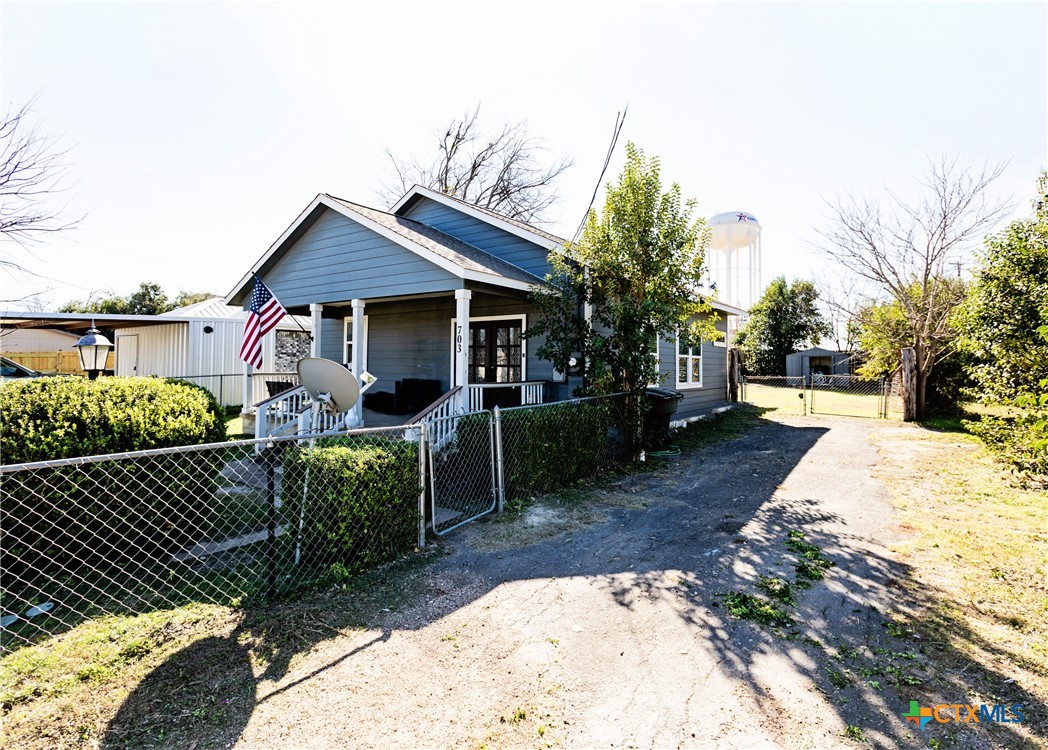 703 E Avenue North Temple, TX 76504 - Photo 26 of 33