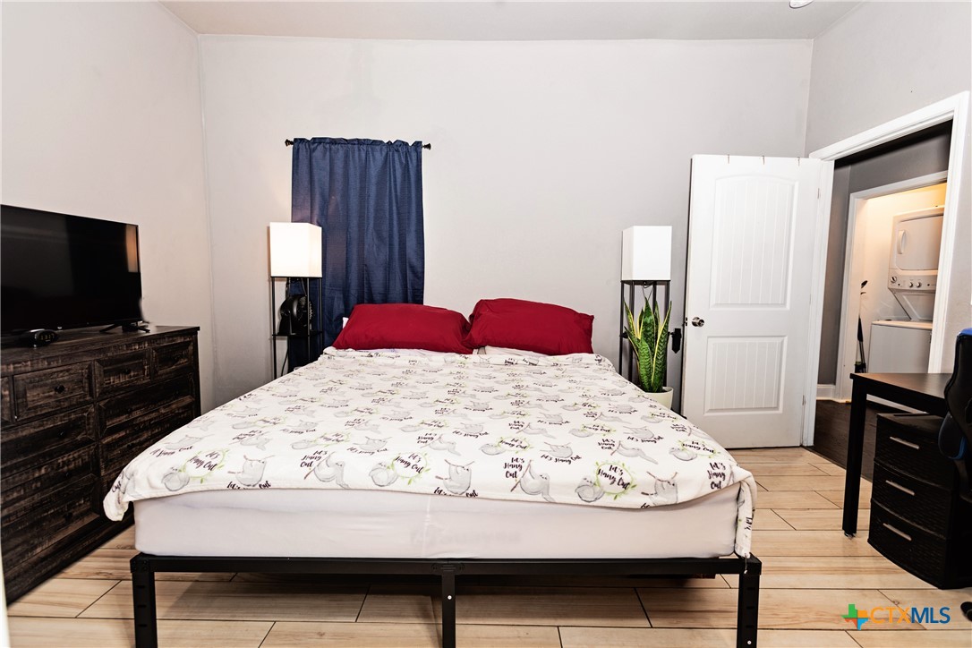 703 E Avenue North Temple, TX 76504 - Photo 8 of 33