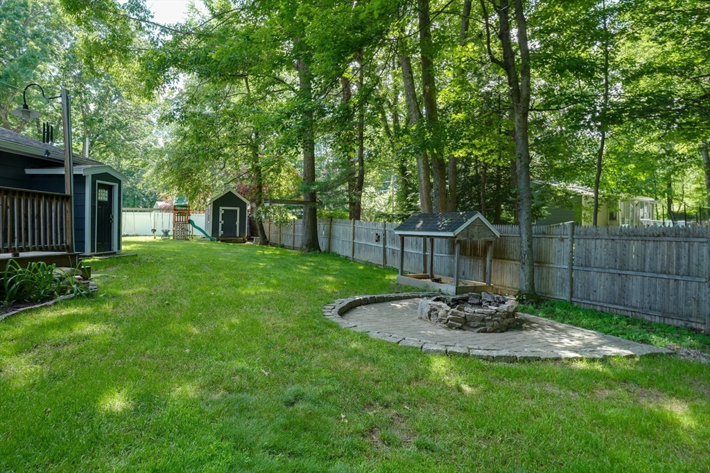 54 High Ridge Road Holden, MA 01520 - Photo 29 of 42