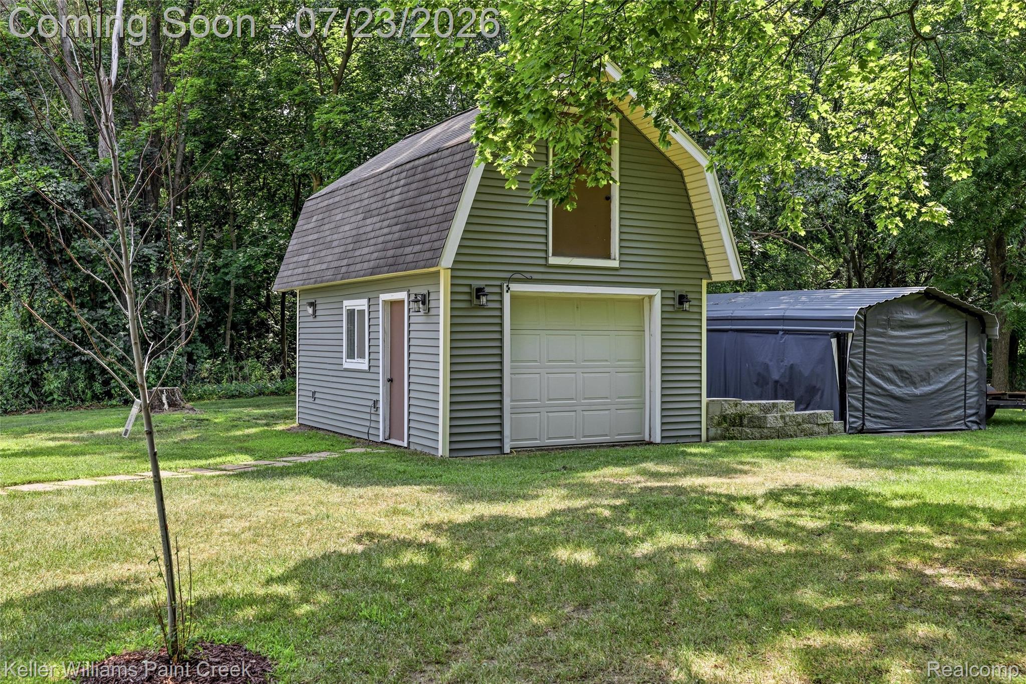 423 East Road Holly, MI 48442 - Photo 3 of 61 47-423_East_Rd_006.jpg