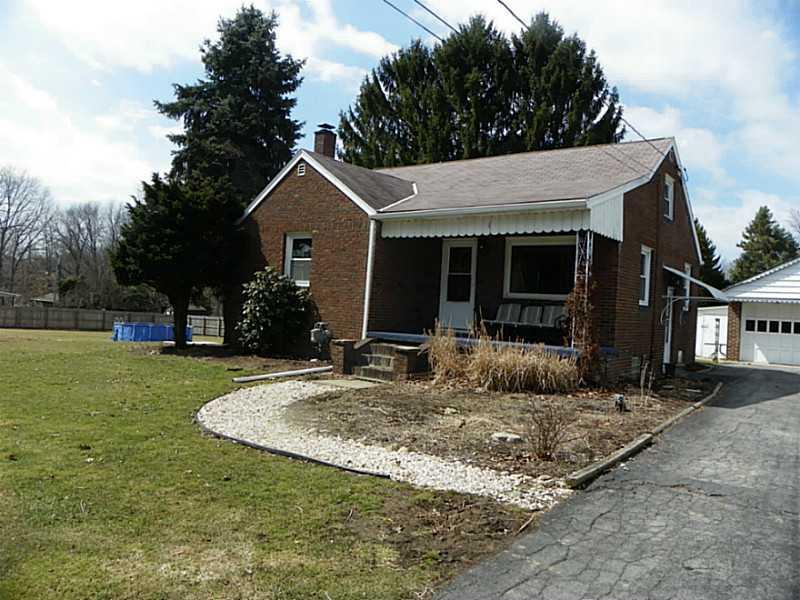 1207 Willowbrook Road New Castle, PA 16101 - Photo 2 of 19 Exterior Front.