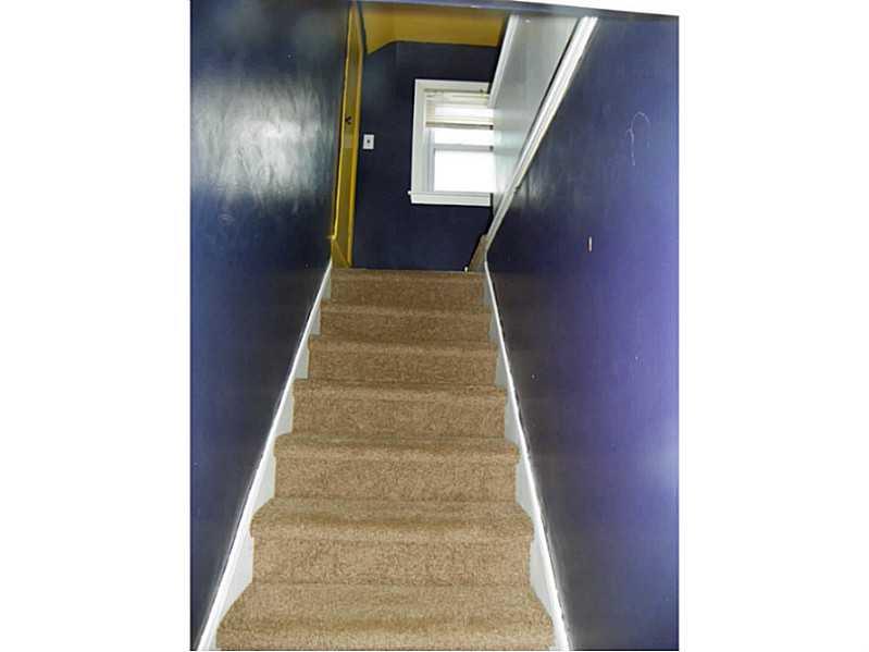 1207 Willowbrook Road New Castle, PA 16101 - Photo 12 of 19 Other. Hallway Up