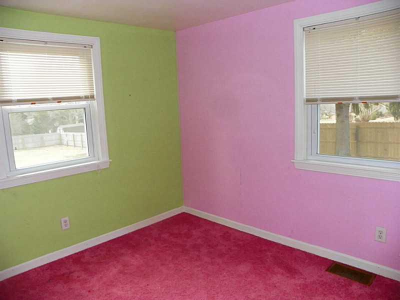 1207 Willowbrook Road New Castle, PA 16101 - Photo 10 of 19 Bedroom.