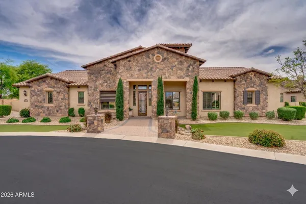 $1,650,000 | 2471 East Robin Court, Gilbert, AZ 85296
