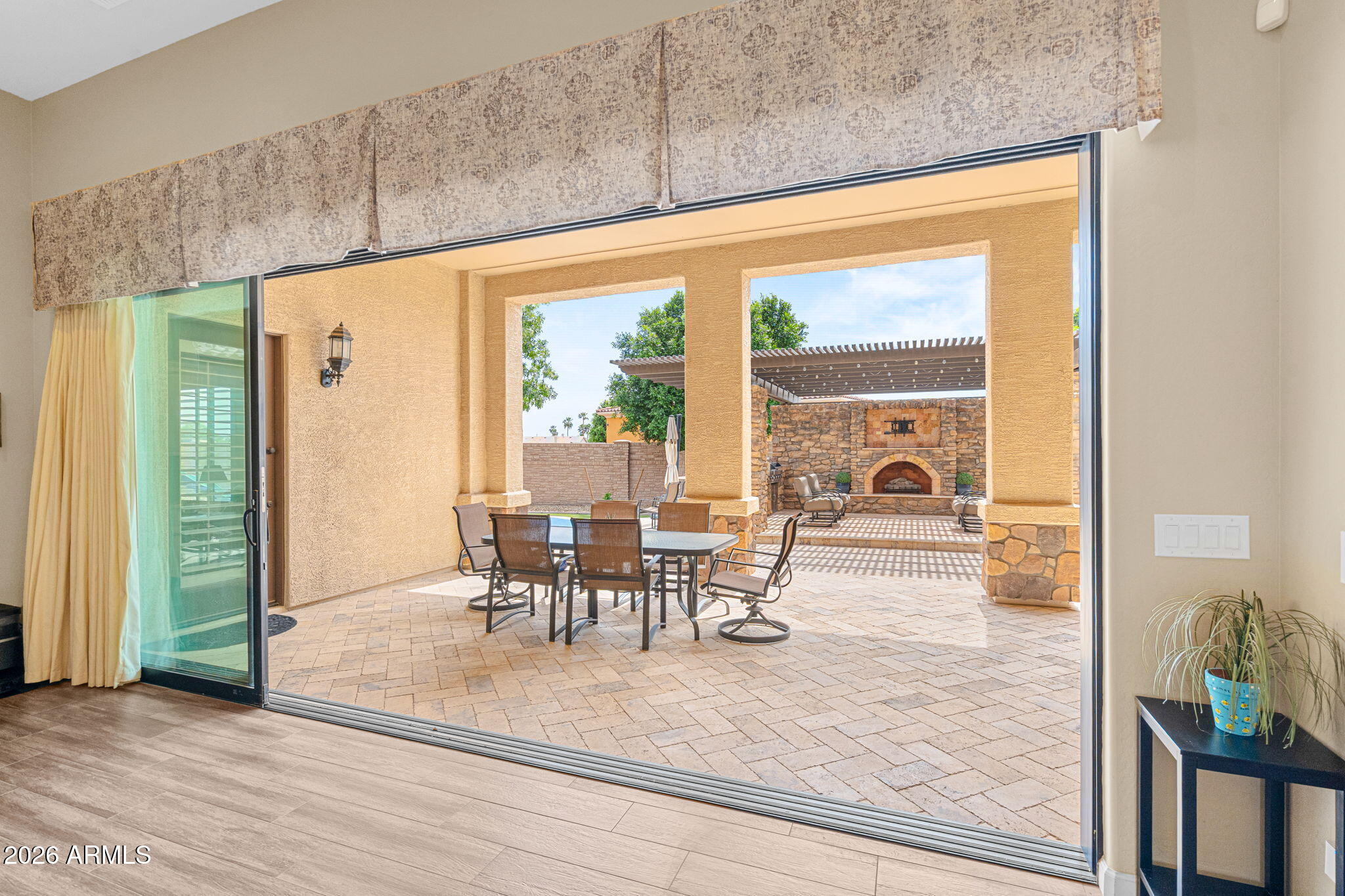 2471 East Robin Court Gilbert, AZ 85296 - Photo 42 of 54 Slider to backyard