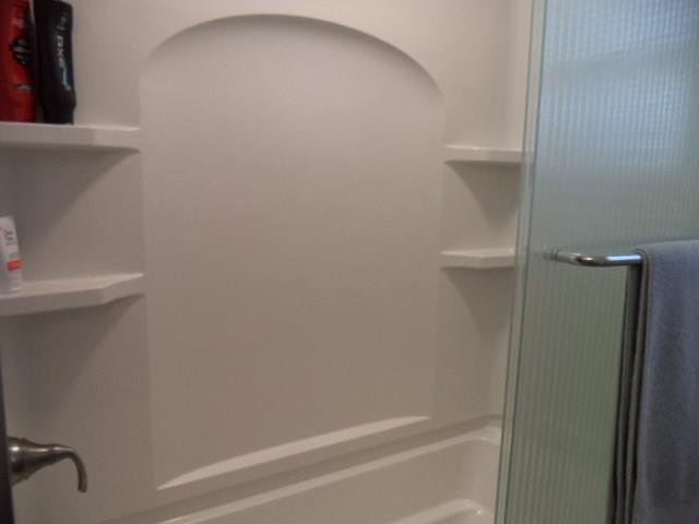 110 Cedar Ridge Drive Monaca, PA 15061 - Photo 19 of 22 Main Bath - new tub and tub surround