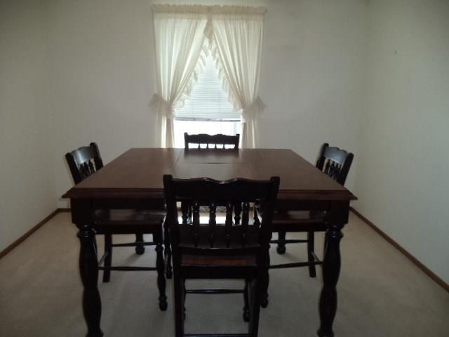 110 Cedar Ridge Drive Monaca, PA 15061 - Photo 7 of 22 Dining Room