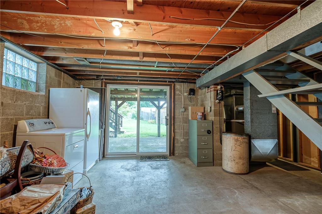 12 Dover Road Irwin, PA 15642 - Photo 20 of 25 Gallery Image 20