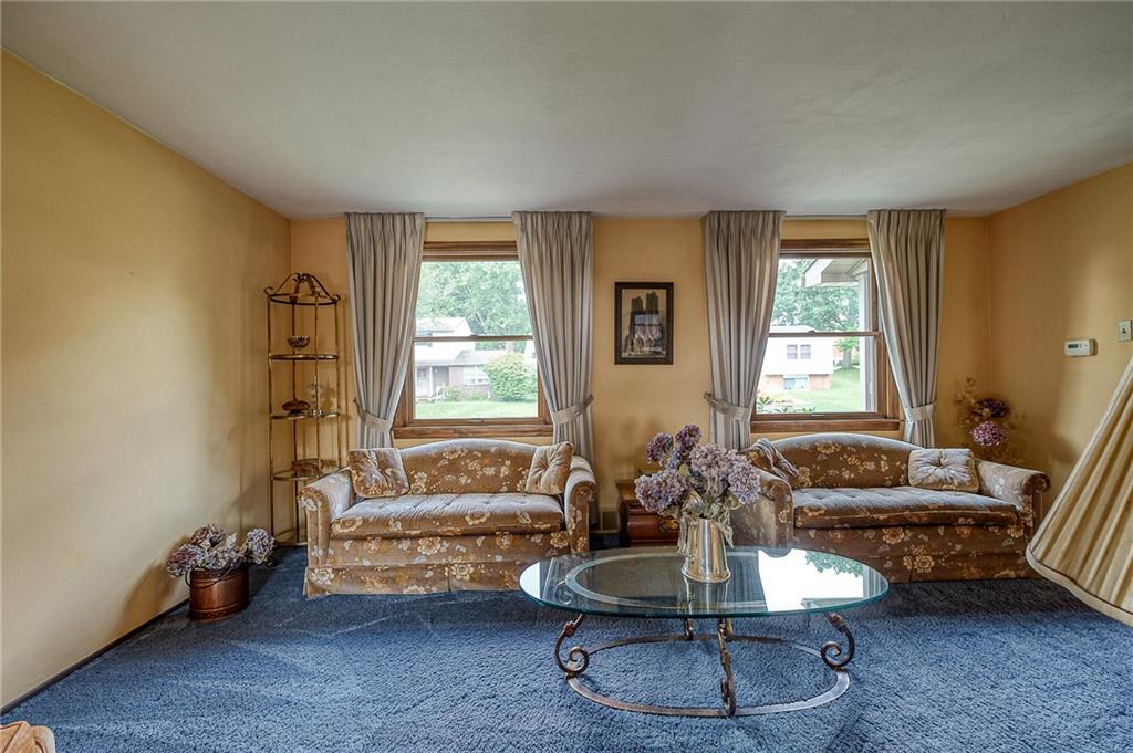 12 Dover Road Irwin, PA 15642 - Photo 7 of 25 Gallery Image 7