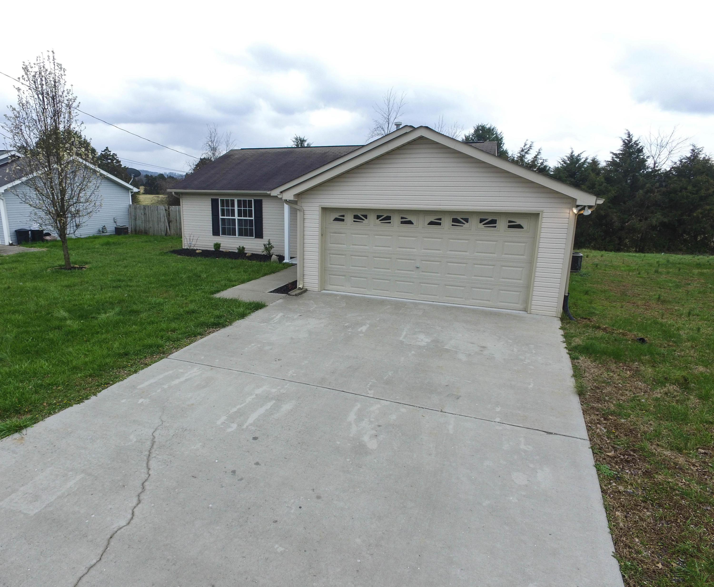 7716 Ralph Youmans Road Corryton, TN 37721 - Photo 2 of 20 DJI_0325