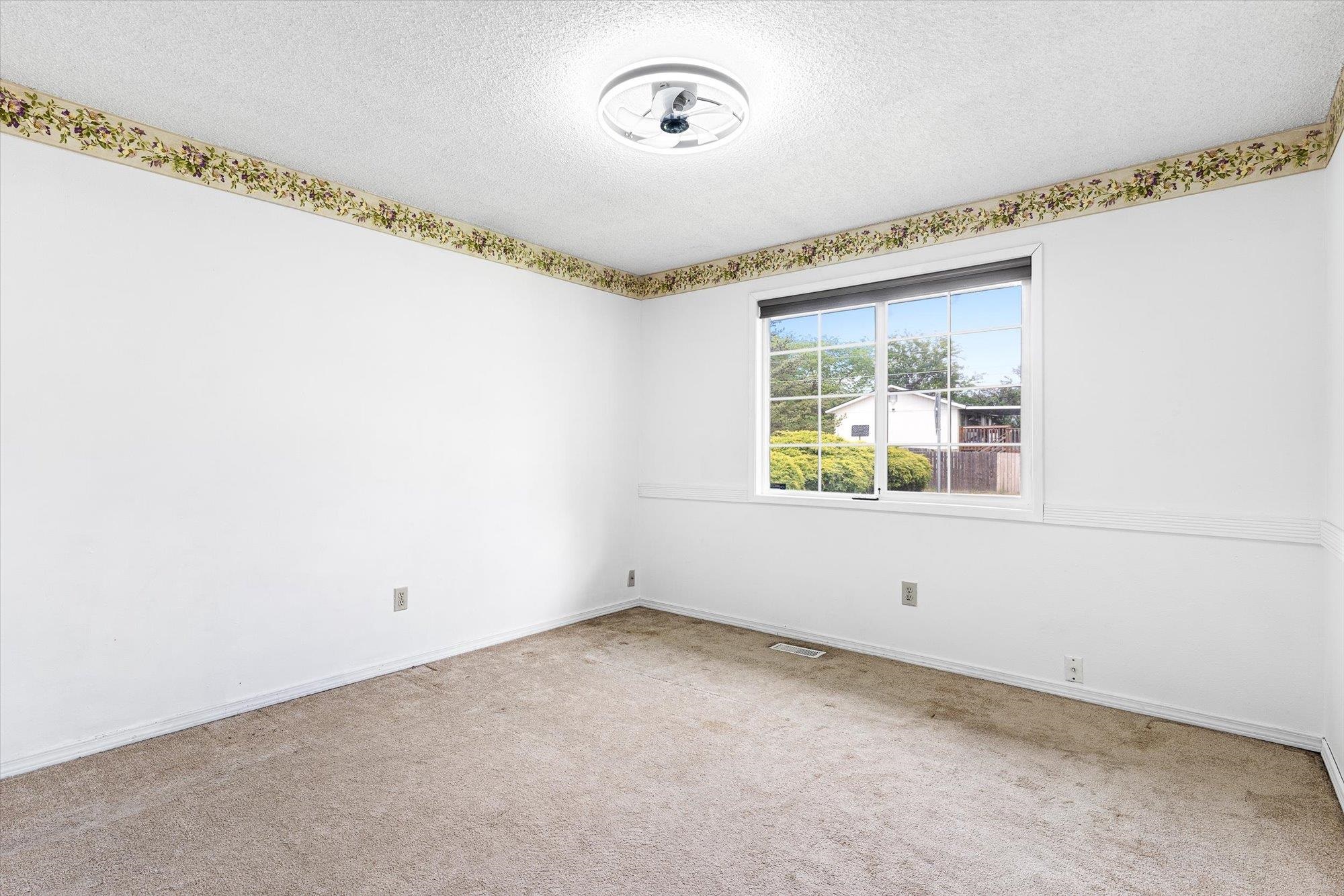 7441 North Standard Street Spokane, WA 99208 - Photo 18 of 40 Gallery Image 18
