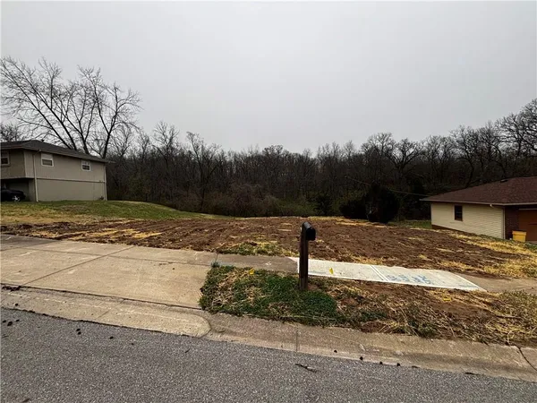 $50,000 | 6210 Freeman Avenue, Kansas City, KS 66102