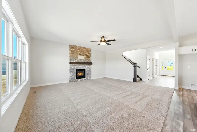 $389,900 | 1552 Farm View, Huntertown, IN 46748