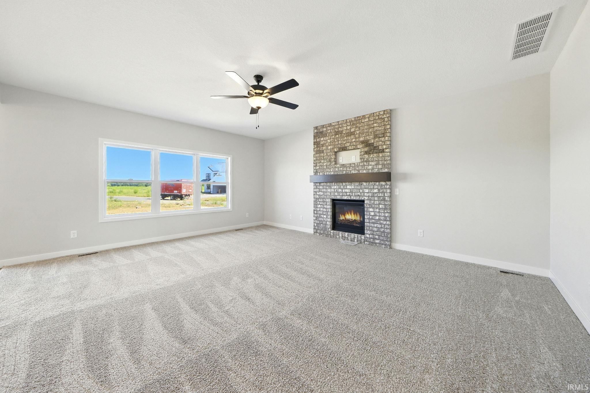 1552 Farm View Huntertown, IN 46748 - Photo 15 of 35