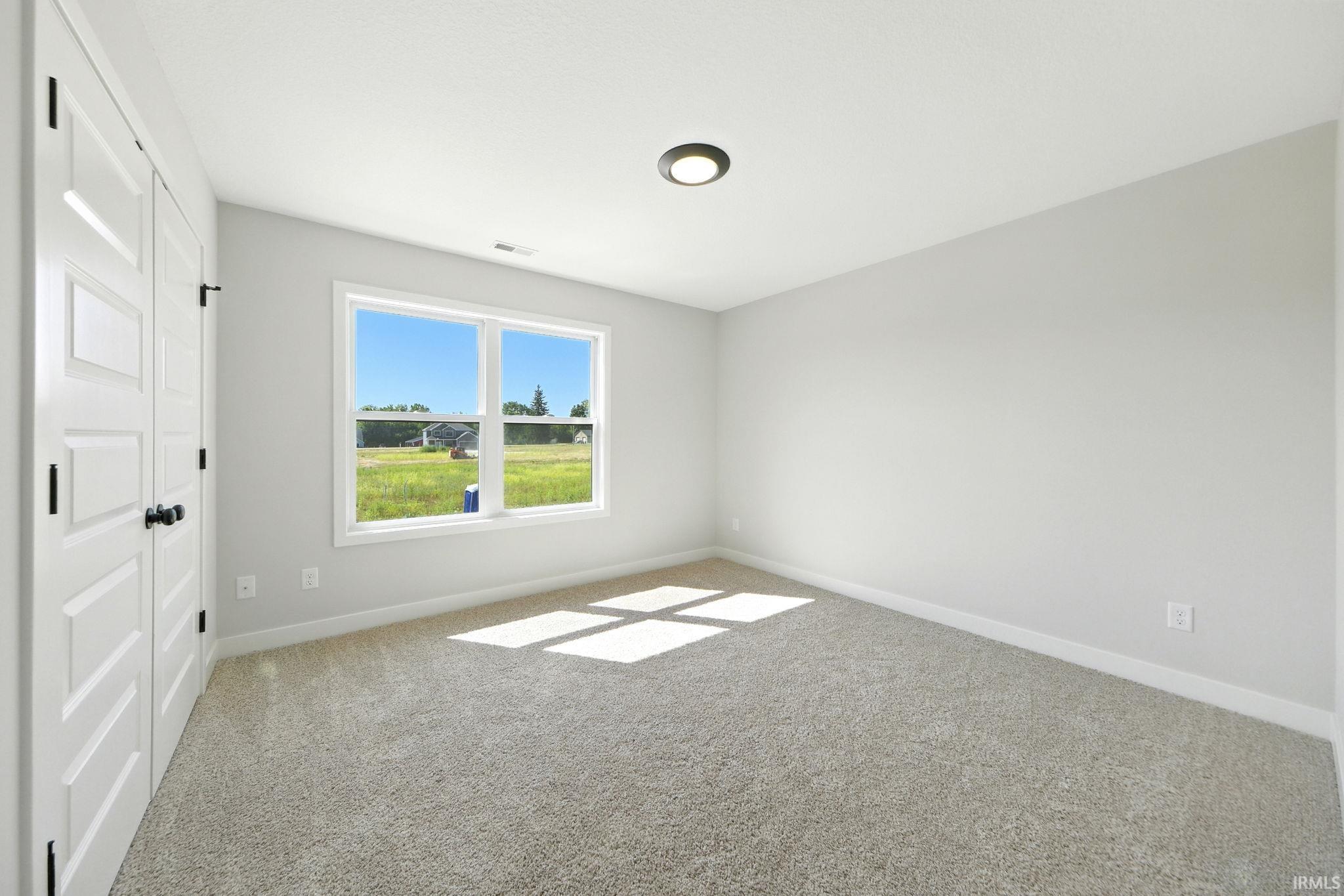 1552 Farm View Huntertown, IN 46748 - Photo 21 of 35