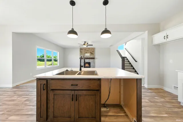 $389,900 | 1552 Farm View, Huntertown, IN 46748