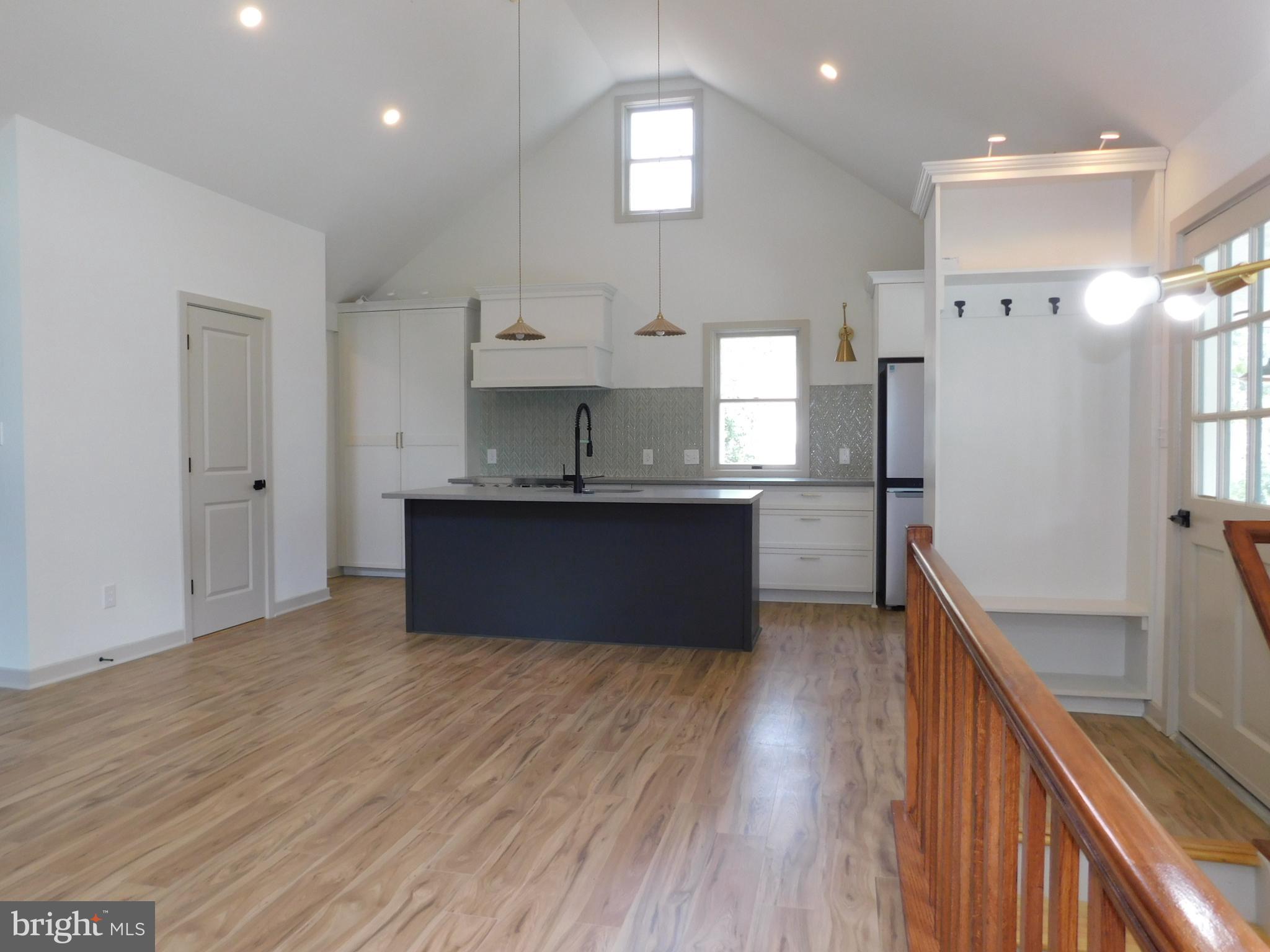 15165 Charmian Road Blue Ridge Summit, PA 17214 - Photo 4 of 21 Kitchen/living room