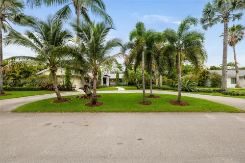 $1,750,000 | 7350 Southwest 129th Street, Pinecrest, FL 33156