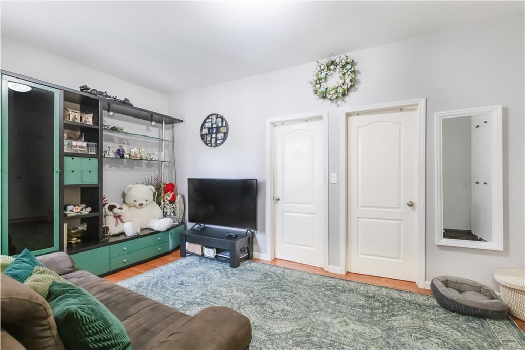 1717 Voorhies Avenue Brooklyn, NY 11235 - Photo 18 of 23