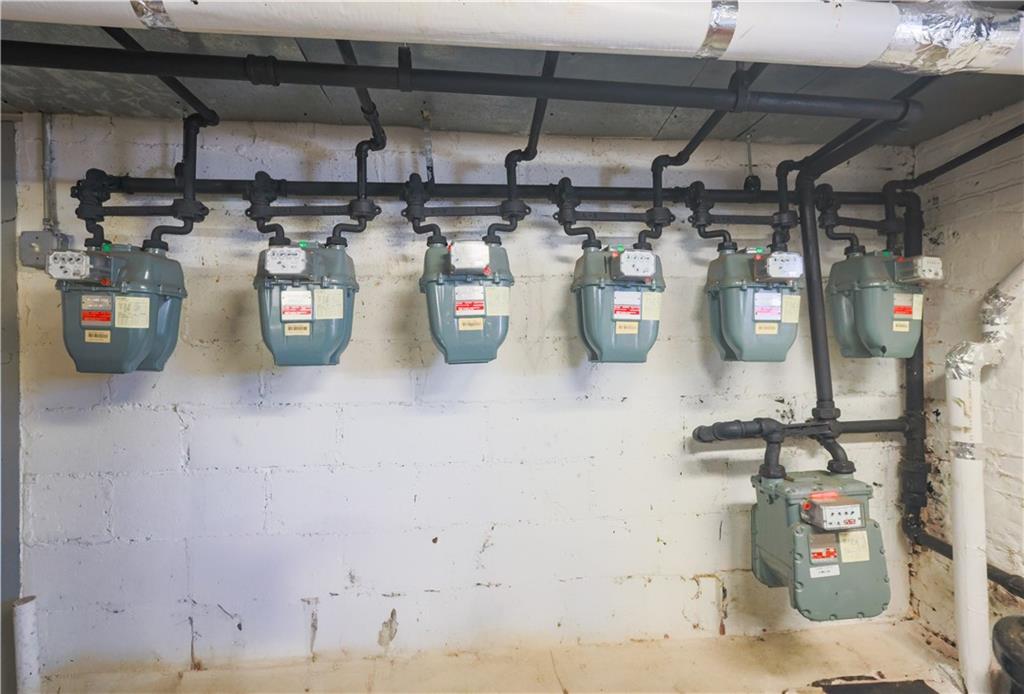 1717 Voorhies Avenue Brooklyn, NY 11235 - Photo 22 of 23