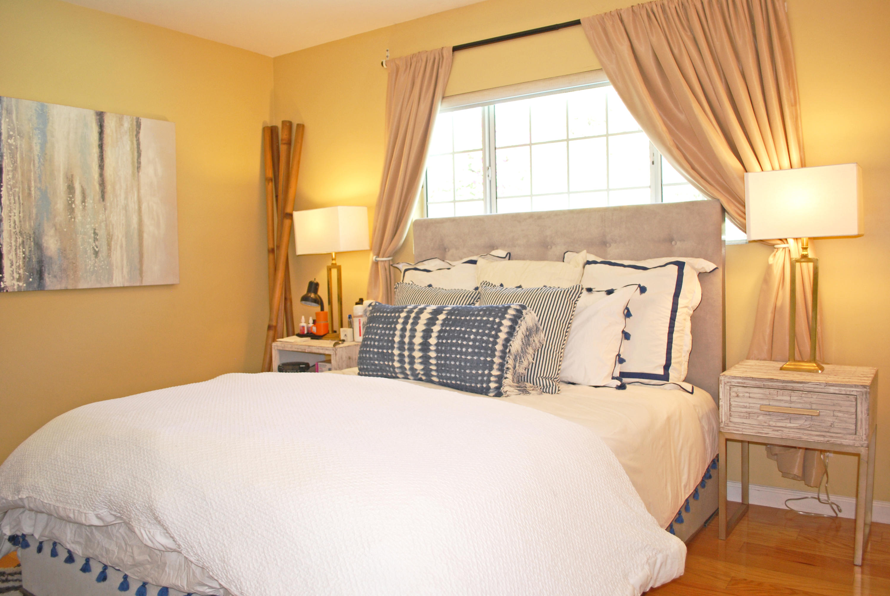 1330 La Manida Street Carpinteria, CA 93013 - Photo 8 of 10 1330 La Manida Bedroom 3