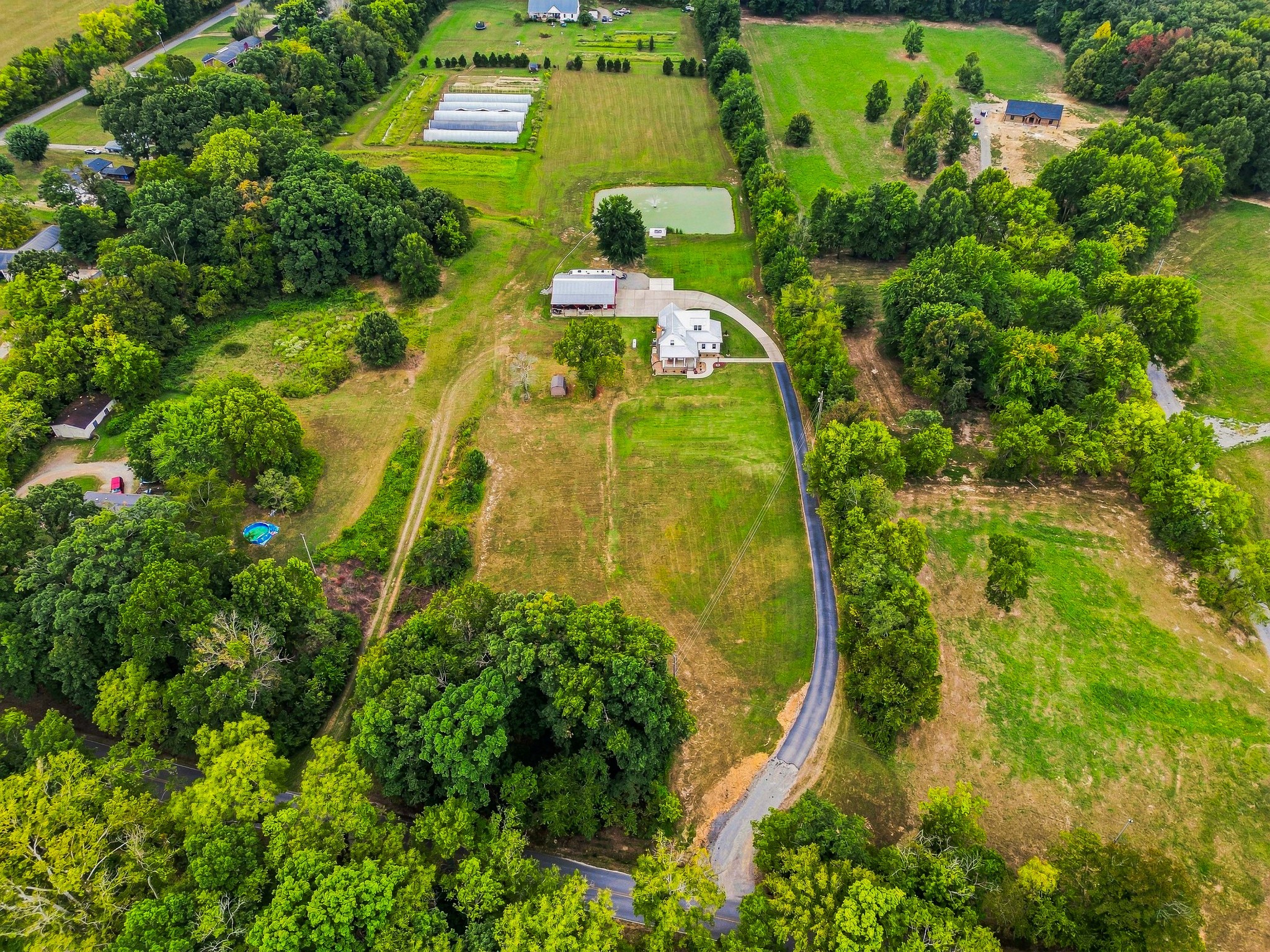 808 Clearview Road Cottontown, TN 37048 - Photo 6 of 43 Gallery Image 6