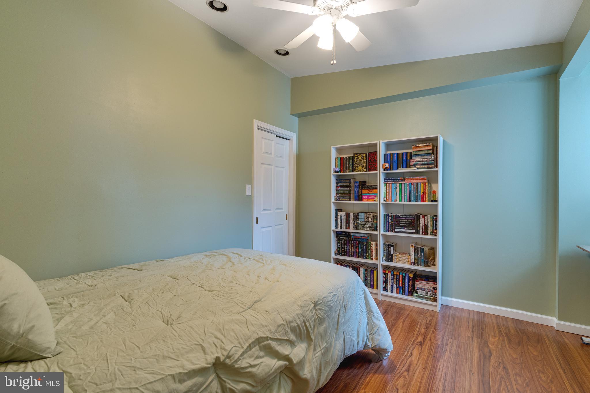 464 Ripka Street Philadelphia, PA 19128 - Photo 12 of 15