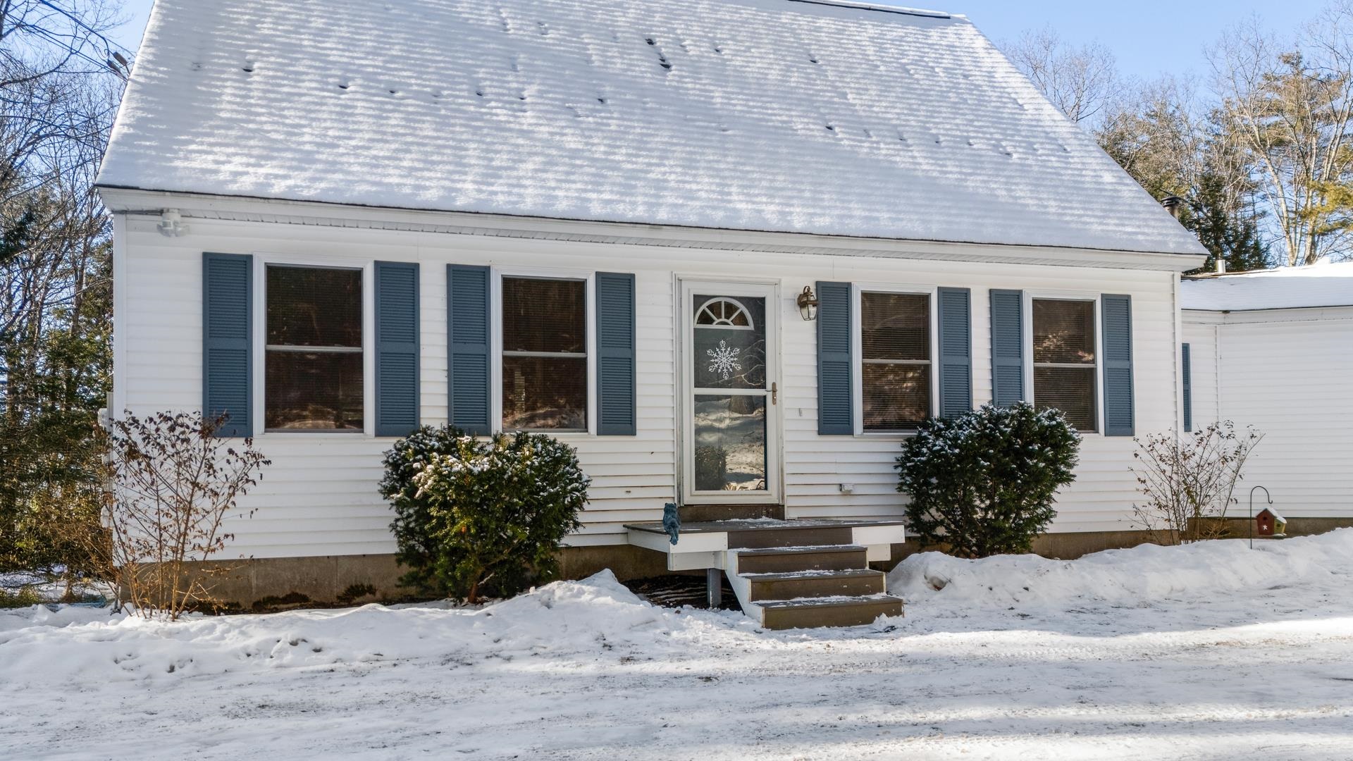 101 Mastin Road North Sutton, NH 03260 - Photo 3 of 31