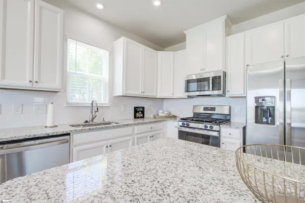 $1,850 | 1 McGuires Place, Simpsonville, SC 29680