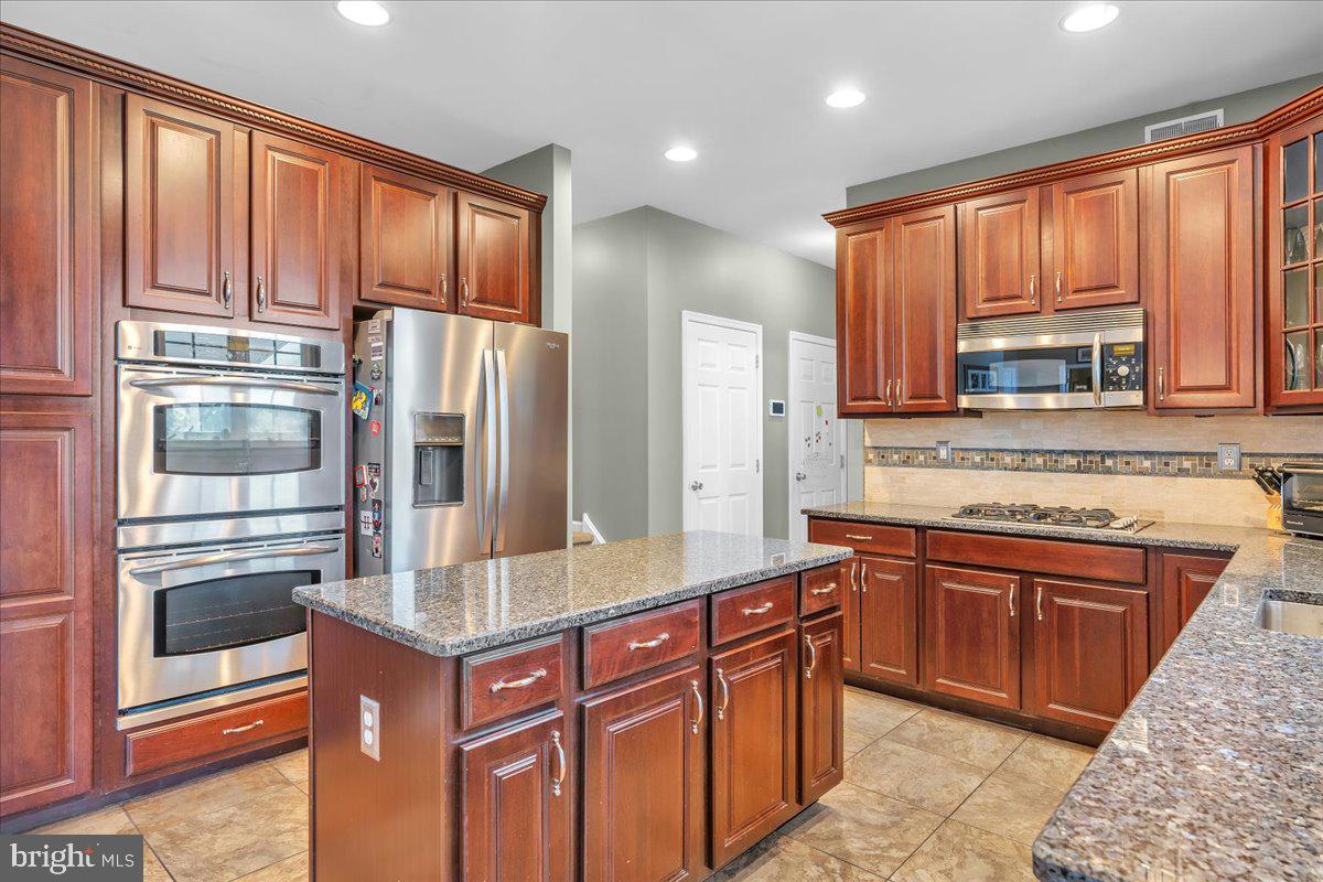 302 Rabbit Court Mullica Hill, NJ 08062 - Photo 21 of 70