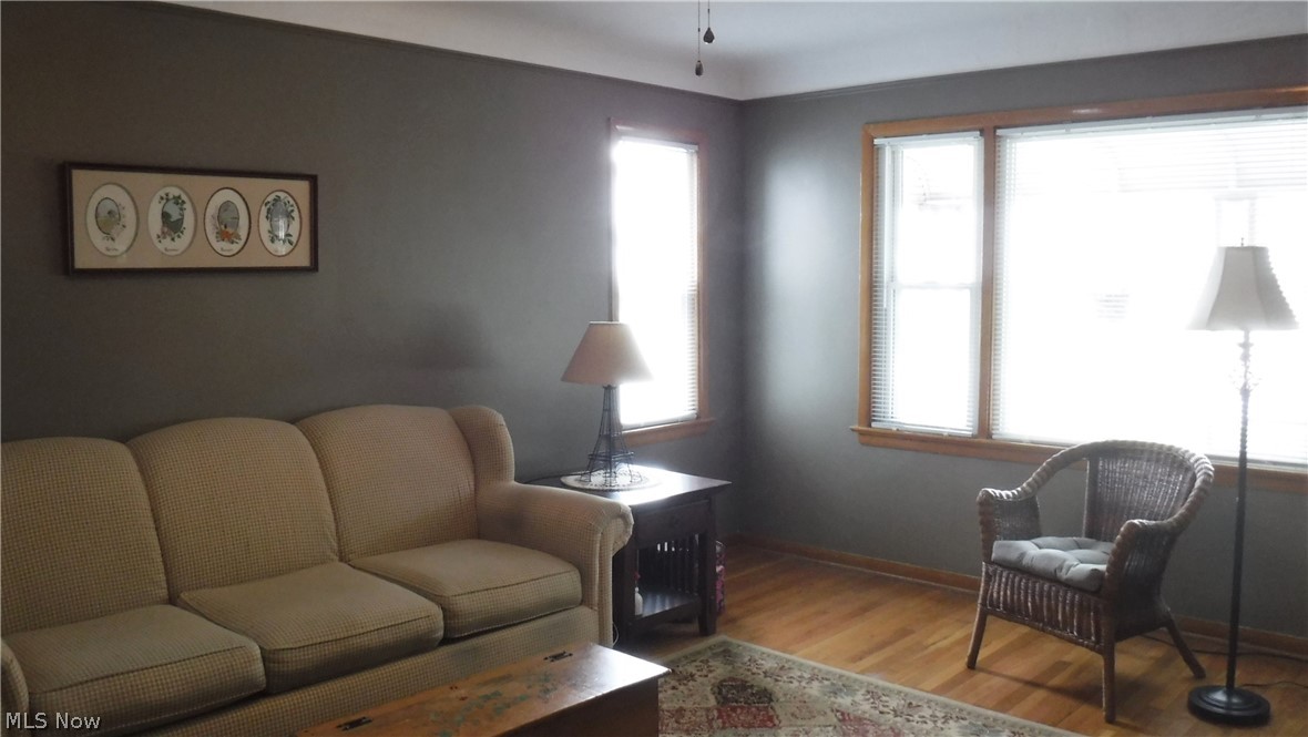 6614 Ridgewood Avenue Parma, OH 44129 - Photo 3 of 24