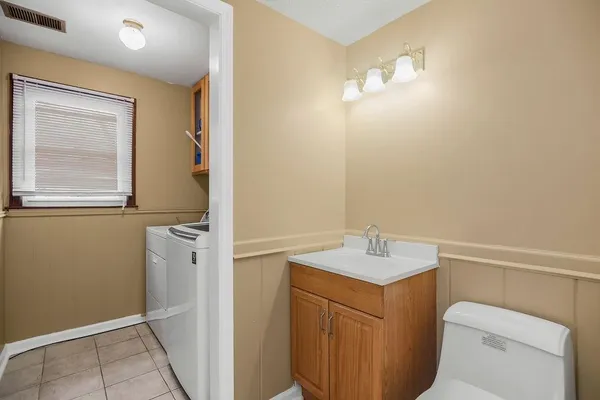 $365,000 | 8709 Antioch Road, Overland Park, KS 66212