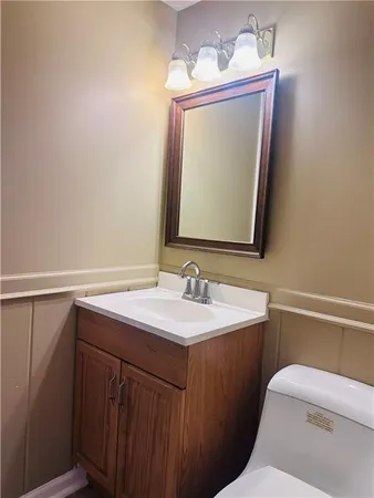 $365,000 | 8709 Antioch Road, Overland Park, KS 66212