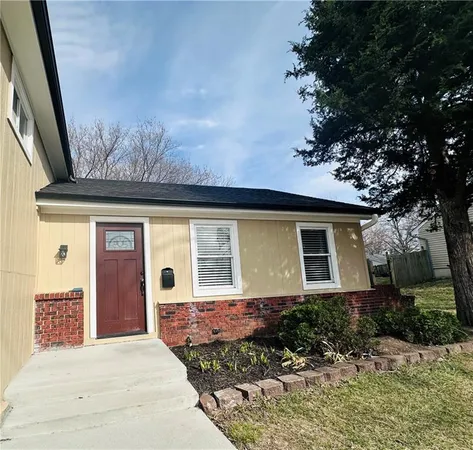 $365,000 | 8709 Antioch Road, Overland Park, KS 66212