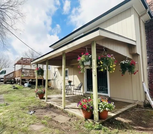 $365,000 | 8709 Antioch Road, Overland Park, KS 66212