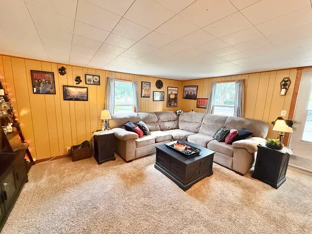 $120,000 | 503 South 3rd Street, Oregon, IL 61061