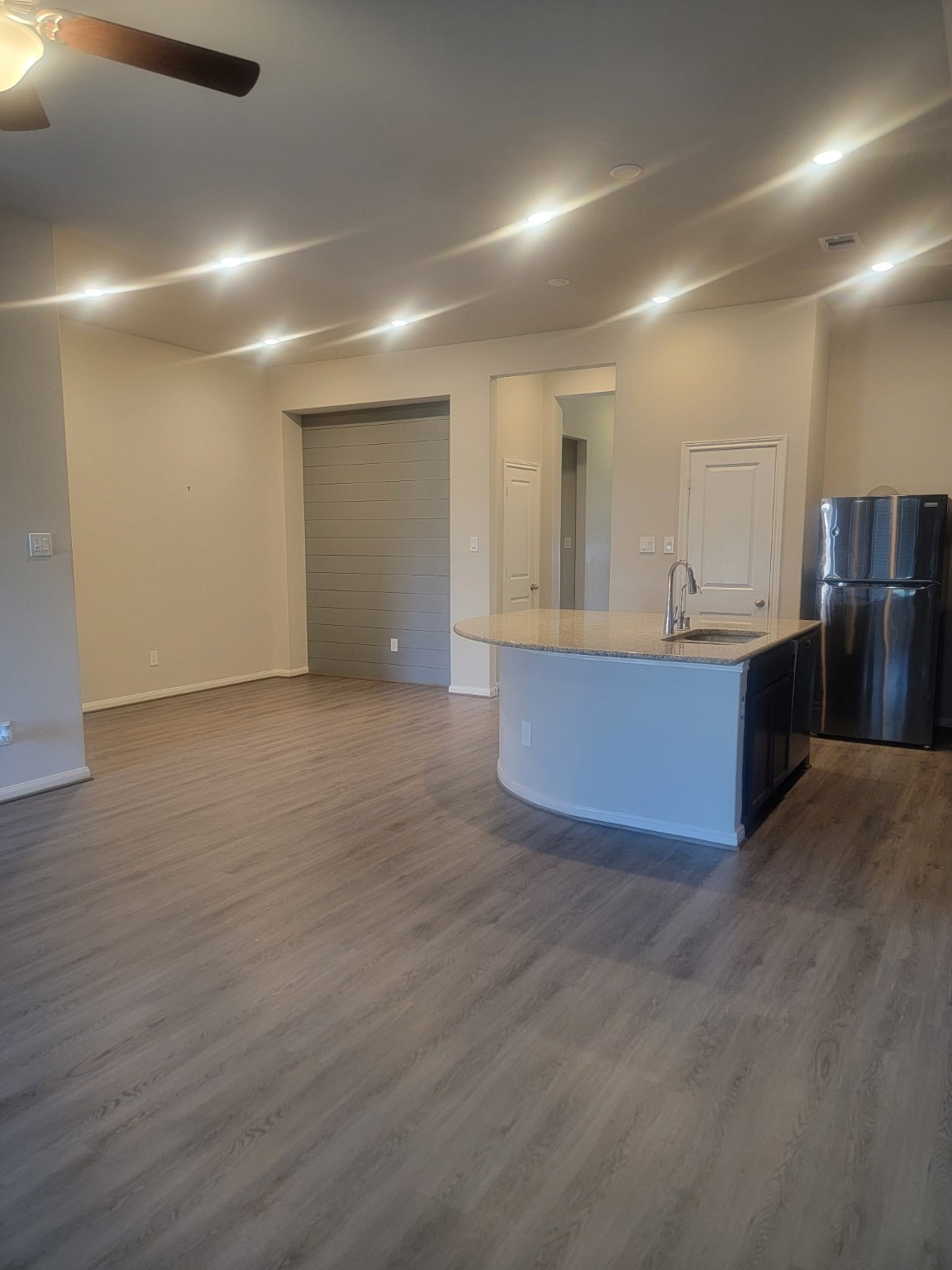1406 Munson Valley Road Richmond, TX 77406 - Photo 8 of 27 a view of kitchen and refrigerator