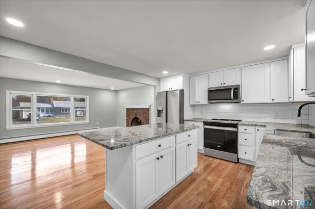 $384,997 | 84 Raffia Road, Enfield, CT 06082