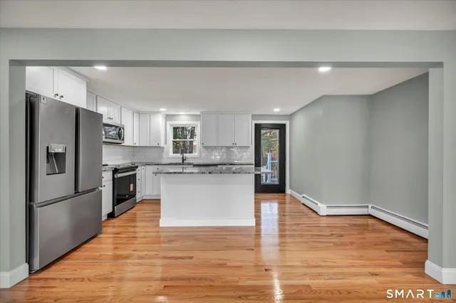 $384,997 | 84 Raffia Road, Enfield, CT 06082