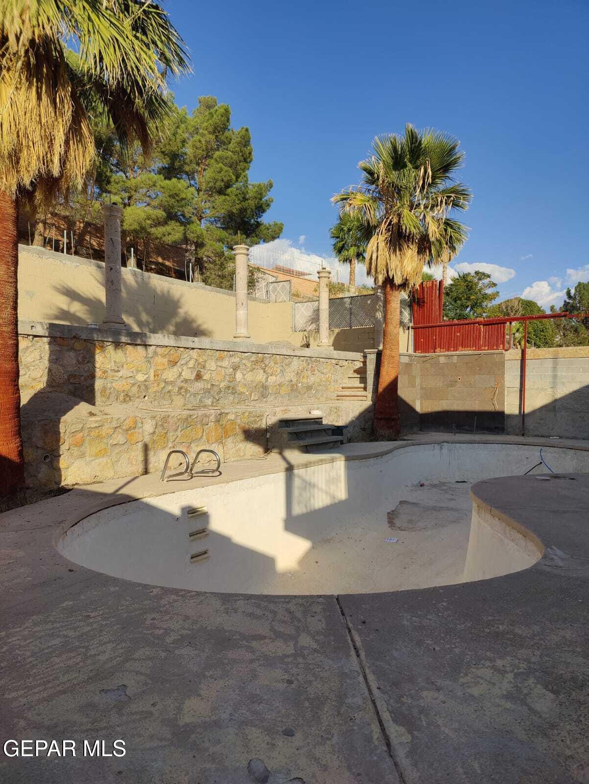 1639 Brian Ray Circle El Paso, TX 79936 - Photo 9 of 52 a view of swimming pool