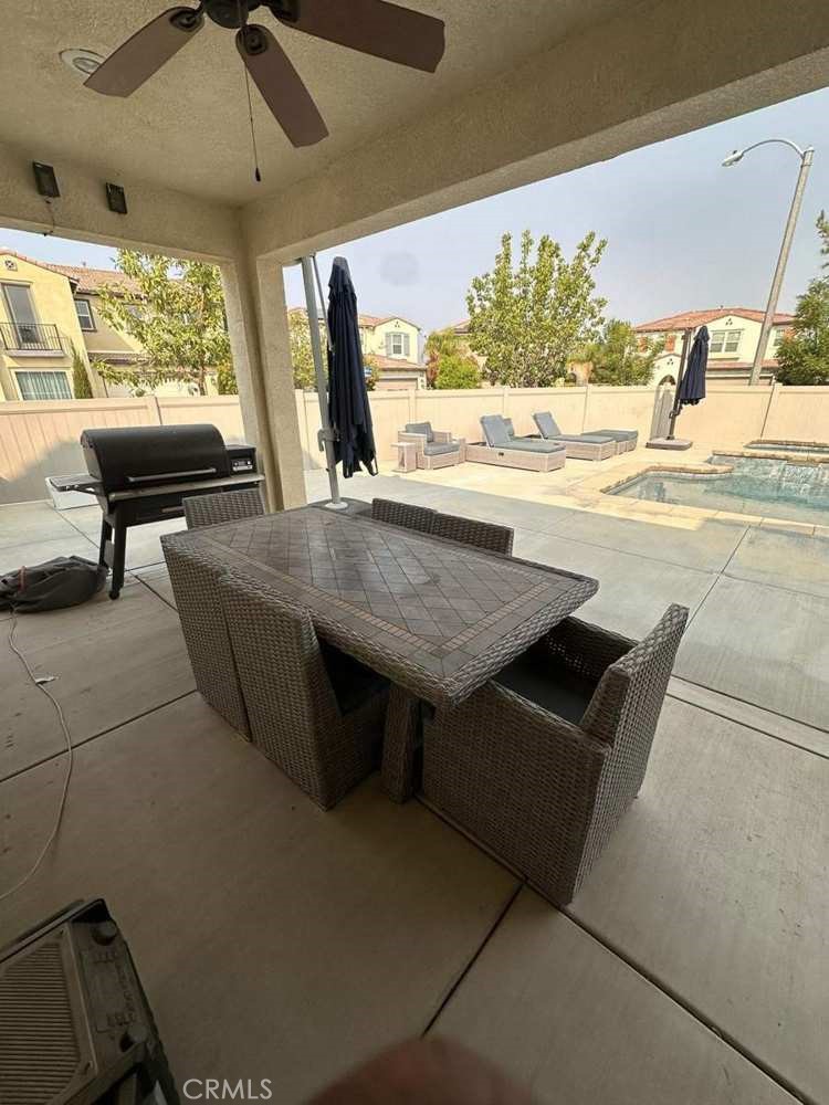39552 Strada Scala Lake Elsinore, CA 92532 - Photo 20 of 40 a view of living room with furniture and window