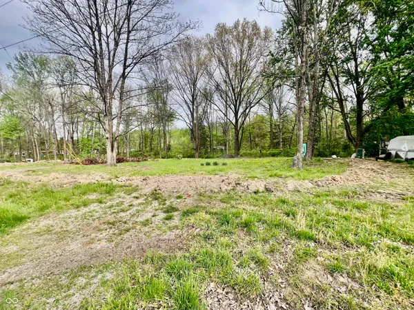 $7,000 | 471 Locustwood Drive, North Vernon, IN 47265