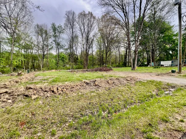 $7,000 | 471 Locustwood Drive, North Vernon, IN 47265