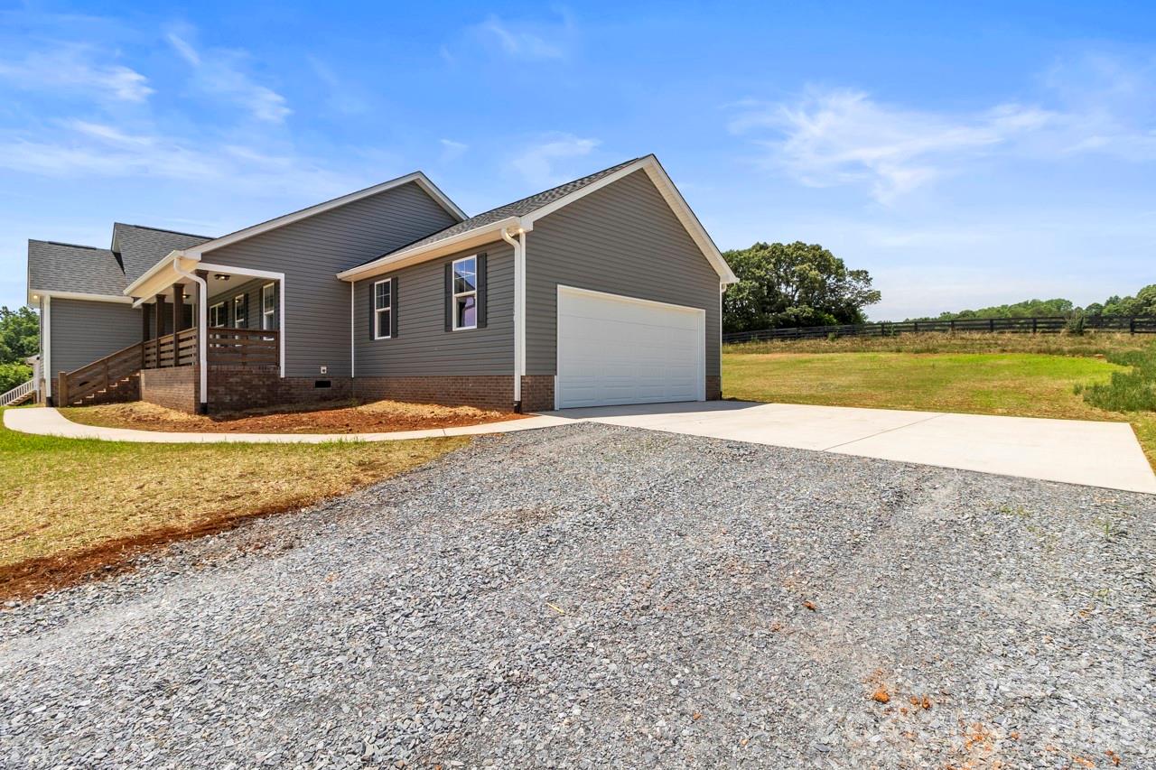 697 Alf Hoover Road Lincolnton, NC 28092 - Photo 3 of 47