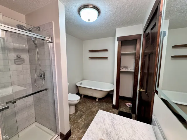 $299,900 | 2115 Irwin Drive, Columbus, IN 47201