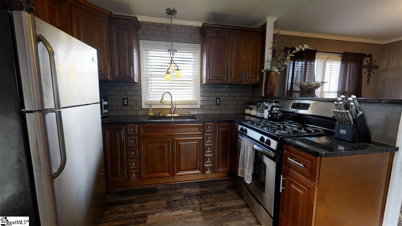 3011 Cambridge Road Anderson, SC 29625 - Photo 19 of 30